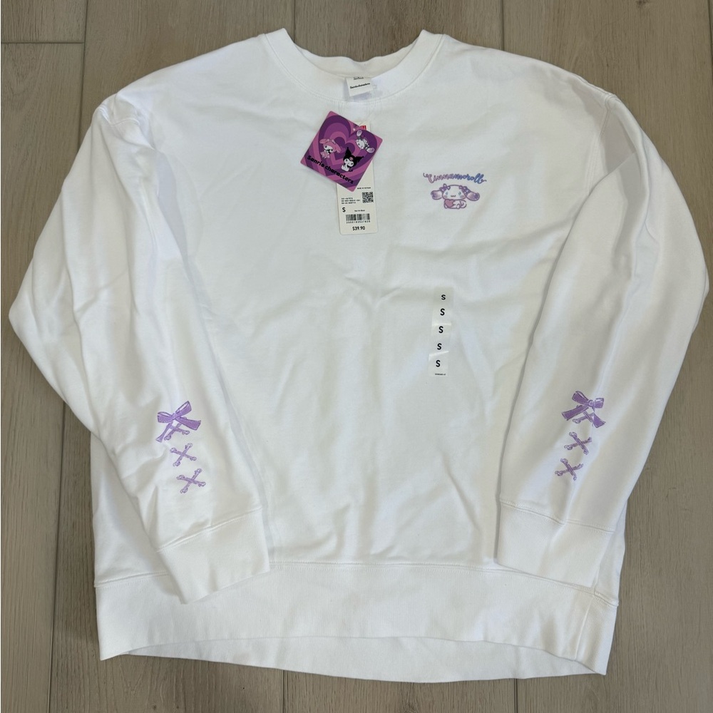 Uniqlo Sanrio Characters Long-Sleeve Sweatshirt (Cinnamoroll) Womens Size S New